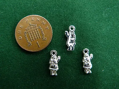 20 Santa Claus Charms - Small - Bright Silver - Father Christmas Winter • £2.95