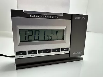 La Crosse Radio Controlled Projection Alarm Clock Atomic Time WT-5720 • $11.99