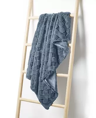 Martha Stewart Collection Lattice Faux Fur Throw 50″ X 60″ Gray • $32.90