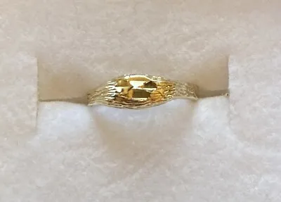 Vintage 10k Yellow Gold Baby Ring Size 1.75 Etched Design Makers Mark • $50