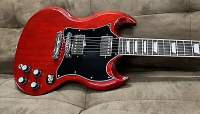 In Store – Gibson SG Standard 2022 Heritage Cherry USA N Mint Black Dot Music • $3350