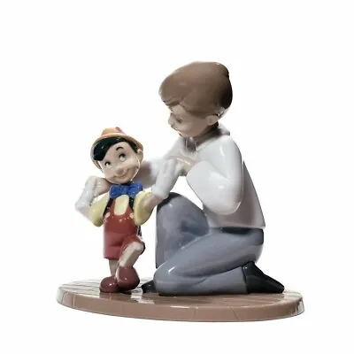 Nao By Lladro Disney PINOCCHIO Pinocchio's First Steps  1678 SU910 PORCELAIN FIG • £135