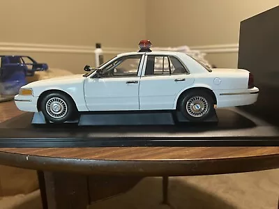 1/18 AUTOart Custom Plain Version Crown Victoria Police Interceptor • $84.25