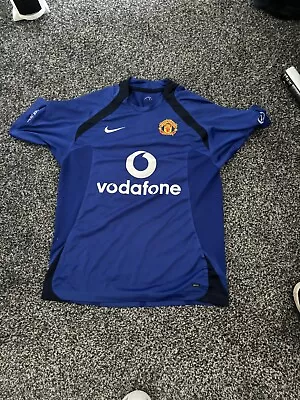 Manchester United Training Top Small • £15