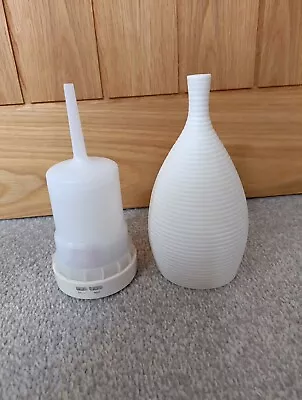 Oska Ceramic Diffuser/ No Lead • £15