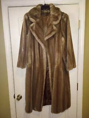 Vintage Women's Faux Fur Coat Tissavel Made In USA. Size Large  • $69.99