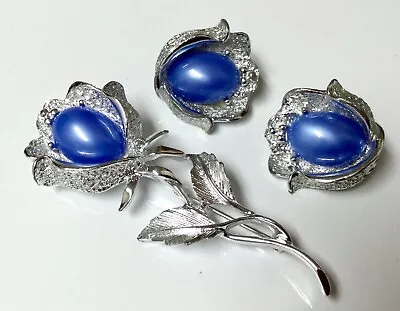 $68 • Buy Vintage Signed Emmons Periwinkle Blue Jewelry Set Brooch Earrings