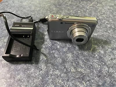 Panasonic LUMIX DMC-FH8 - 16MB Digital Camera With Battery Charger • $120