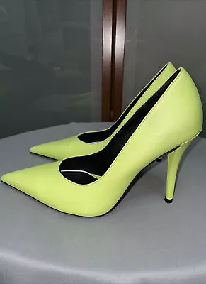 Zara Trafaluc Lime Green Neon Heels Pumps Blogger Influencer Size 8 US 39 Euro • $34