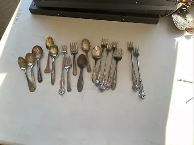 Large Lot Miniature Spoons An Forks Including Puss In Boots 17 Pieces • $4.25