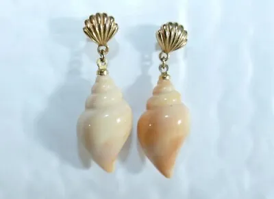 Vintage Avon 1975 Sea Swirl Peach Lucite Sea Shell Drop Pierced Earrings  • $14.97