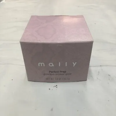 Mally Perfect Prep Poreless Primer Glow • $30