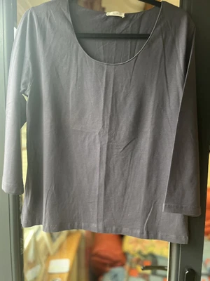 £2.50 • Buy CREA Concept Size 46 Dark Grey Long Sleeved Top