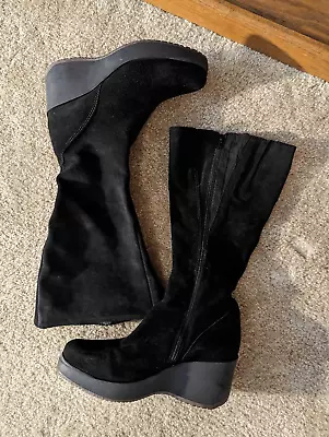 La Canadienne Black Suede Platform Boots Sz 8.5 Nwob • $200