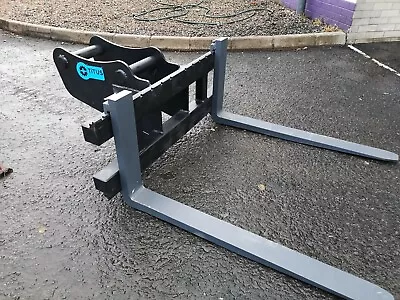 £775 • Buy 12-14 Ton Titus Excavator Pallet Forks Digger Forks Attachment