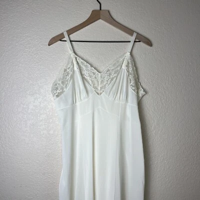 $12 • Buy VTG Lorraine Full Slip Womens 38 Long Lace Ivory Liner Ribbon Straps Dress *Flaw