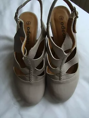 Shoes Mocha Sizes 3 (36) 4  (10cm) Heel Odeon • £6