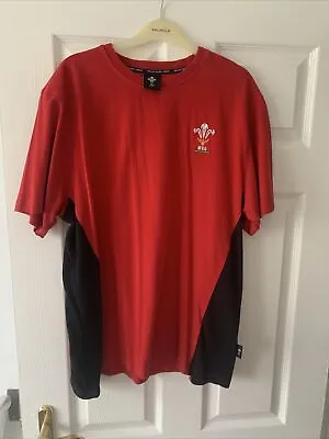 Wales Rugby T Shirt XL • £2.99