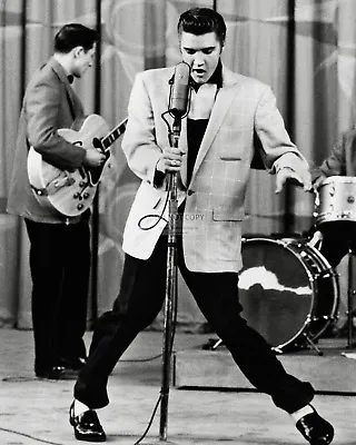 Elvis Presley Actor And Musician - 8x10 Publicity Photo (ep-897) • $8.87