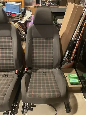 $550 • Buy 2005 - 2009 Vw Volkswagen Gti Front Seats Set Plaid Golf Jetta