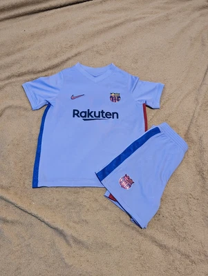 £8 • Buy FC Barcelona Kits 3rd Kit | 2021/2022 | Perfect Condition | Size 5/6 | 