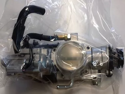 $495 • Buy Toyota Oem Factory Throttle Body With Motor 2000-2002 Tundra 4.7l 22030-50142