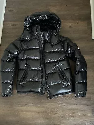 Moncler Maya Size 1 • $600