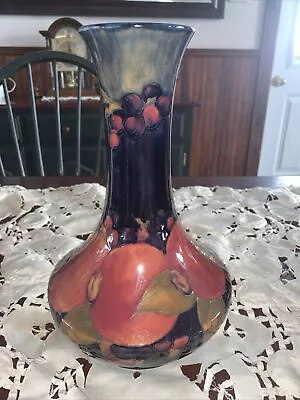 🏴‍☠️ Antique William Moorcroft Pomegranate Vase 10 3/8 Inches • $724.99