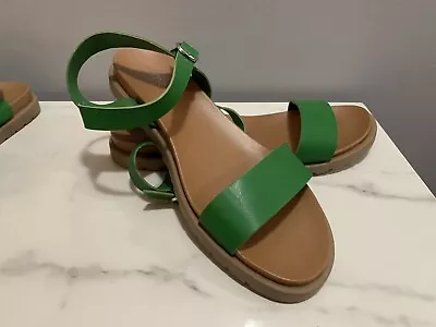 Me Too 7.5 Green Sandal New • $27.99