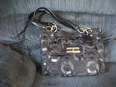 Coach E1182-18286 Black Signature C With Silver Accents Exc. Cond. • $24.99