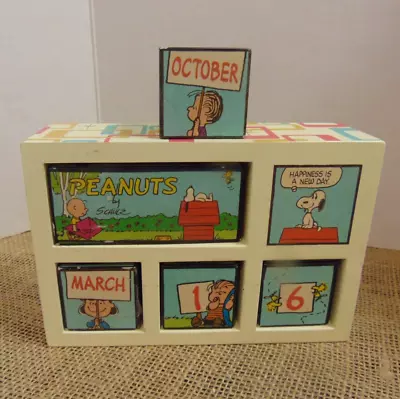 Peanuts Wood Block Perpetual Desk Calendar Hallmark Charlie Brown Snoopy Vintage • $39.99
