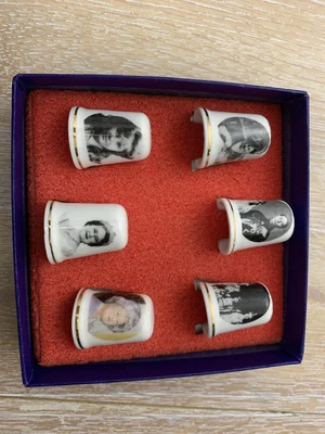 £5 • Buy Thimble Set