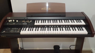 $1000 • Buy Roland Organ AT100 Musical Instrumets Black 