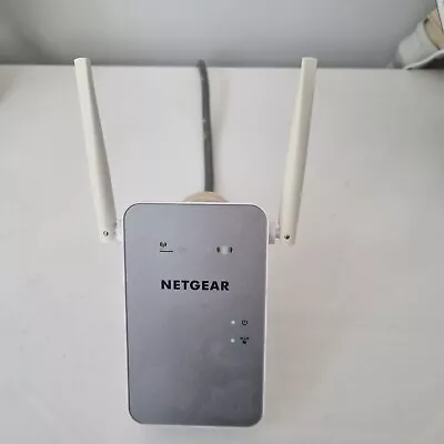 Netgear EX6150v2 AC1200 1200Mbps Dual Band Wireless Range Extender WiFi Booster • $30