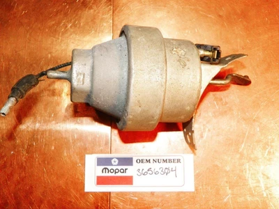 $137.50 • Buy NOS OEM Mopar Vacuum Advance 3656304 1972-1973 Charger Cornet Roadrunner 400