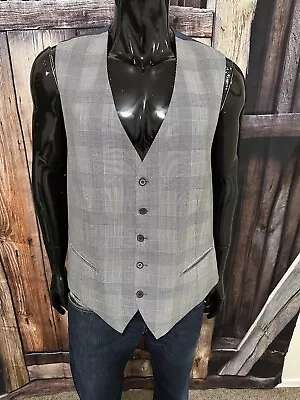 Suitsupply Gray & Black Houndstooth Plaid Dress Suit Vest Size 46L “Ferrara” • $64.99