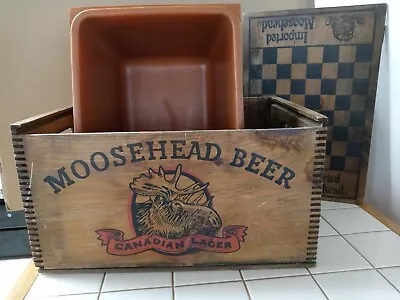 Vintage MOOSEHEAD Canadian Lager Beer Crate W/Lid And LINER Dove Tail Wood Box • $199