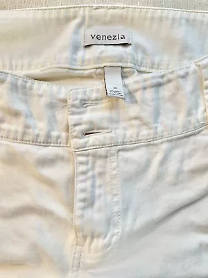 Premium Womens Size 22 White Denim Jeans Venezia Lane Bryant.  Minor Stains • $15.50