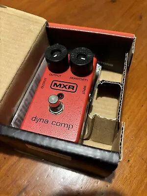 Achieve That Classic Guitar Sound With MXR dyna Comp Pedal M102 NEW-Open Box • $67