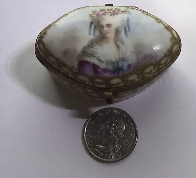 Circa 1900 French Limoges Victorian Lady Patch/Pill/Trinket Box Estate - Signed • $199.99