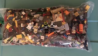 3Lbs  6 Oz Vintage Pieces Bricks Minifig Star Wars  & Injured Alien Space #7 • $99.95