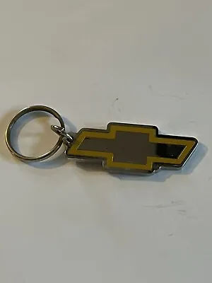 🇺🇸 2007 🇺🇸 Vintage Metal Chevrolet Bowtie Keychain 👀 Lqqk 👀 • $25