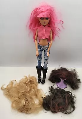 2010 MGA Entertainment 14  Moxie Teenz Melrose Doll With 4 Wigs • $75
