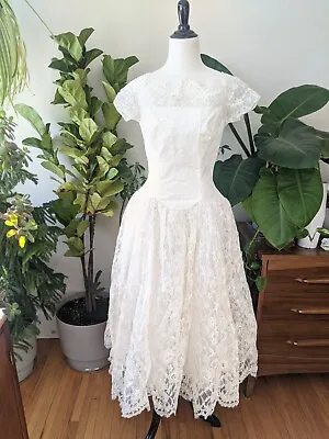 Vintage 1950s Lace Cap Sleeve Wedding Dress Prom Formal Tulle Tea Length Cahill • $65