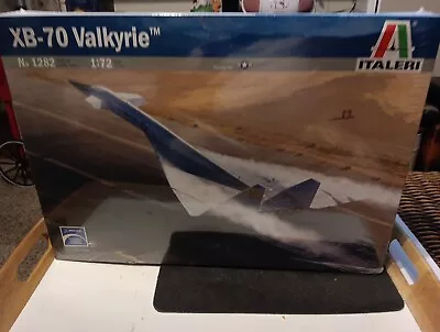 VTG 2008 ITALERI XB-70 Valkyrie 1:72 Scale Model Plane Kit No 1282 FACTORY SEAL • $29.99