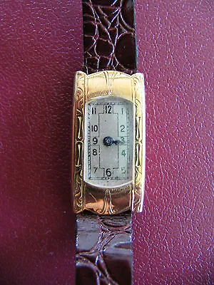 Moeris 9ct Yellow Gold Ladies Wristwatch About 1940's  • $195