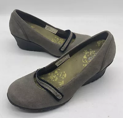 Merrell Petunia Grey Wedge Shoes – Vibram® Moxie™ Outsole Size 8.5 • $19