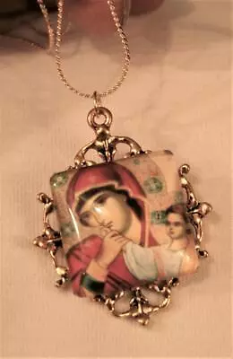 Filigree Maltese Cross Our Lady Mary Caressing Jesus Cameo Goldtone Necklace • $12.74