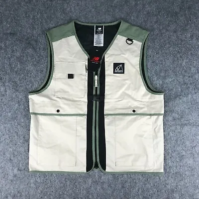 New Balance Vest Adult Medium Trail Running Hiking Outdoors Lightweight Mens • $25.20