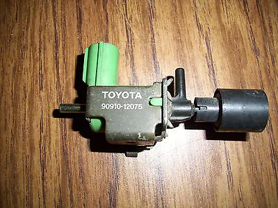 1990-95 TOYOTA 4RUNNER/ Tacoma/ T100 Genuine VACUUM SWITCH VALVE VSV 90910-12075 • $28